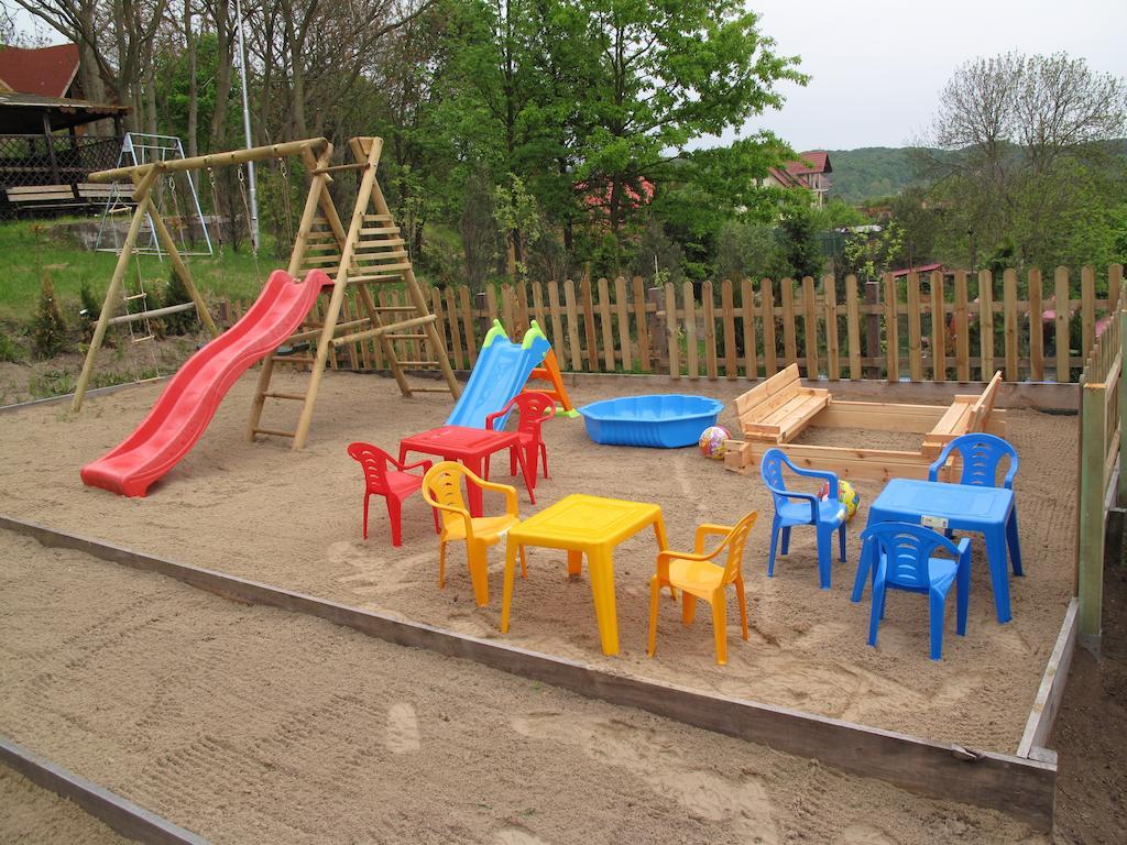 Osrodek Wczasowy Zloty Dab - Domki Otel Miedzyzdroje Dış mekan fotoğraf