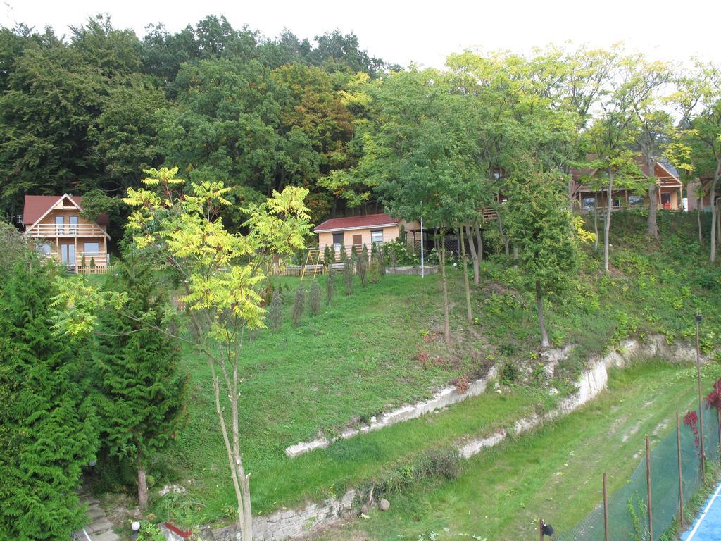 Osrodek Wczasowy Zloty Dab - Domki Otel Miedzyzdroje Dış mekan fotoğraf