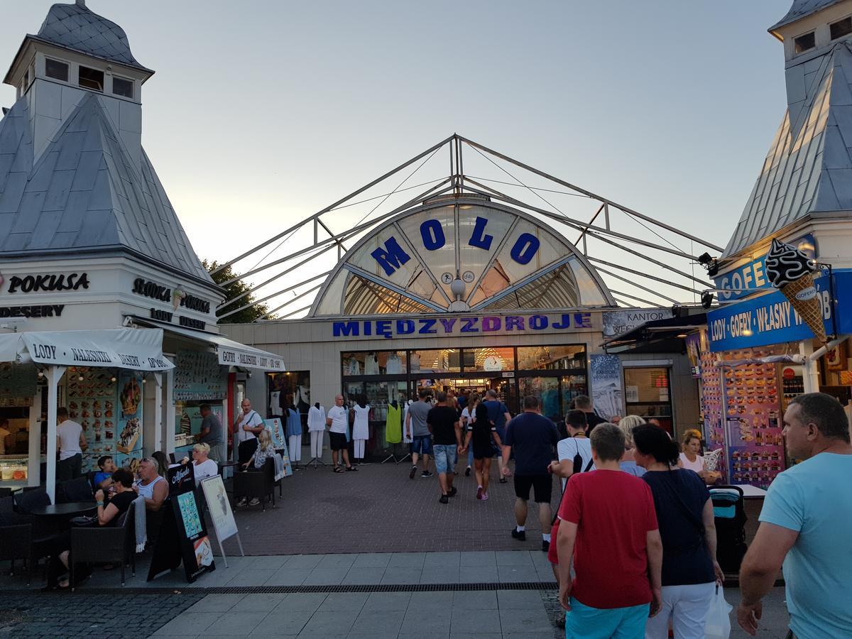 Osrodek Wczasowy Zloty Dab - Domki Otel Miedzyzdroje Dış mekan fotoğraf