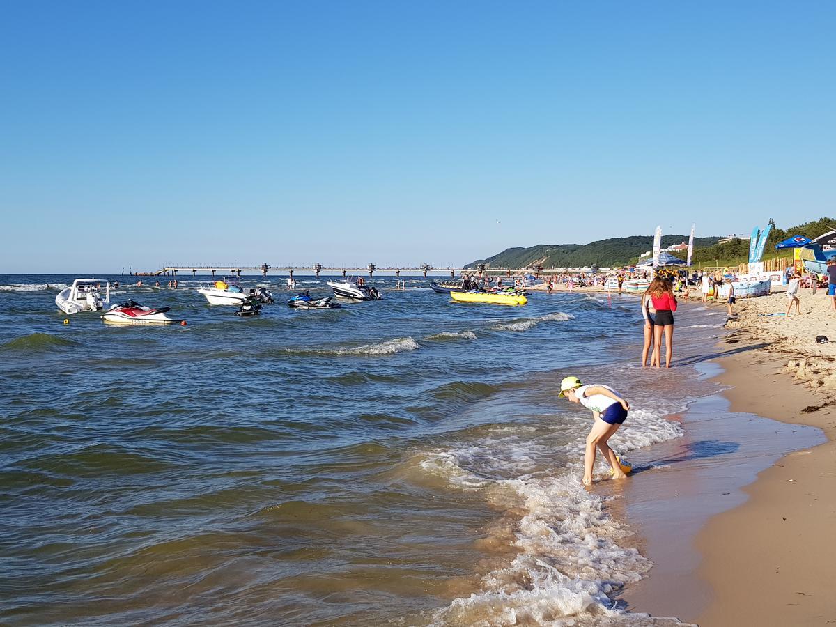 Osrodek Wczasowy Zloty Dab - Domki Otel Miedzyzdroje Dış mekan fotoğraf